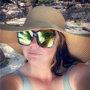 Meet your Posher, Cindy